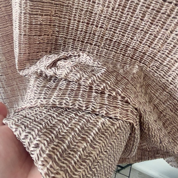 ｛ZARA｝Brand New：ZARA Metallic Crop Top,Drop Shoulder, M size - Picture 4 of 5